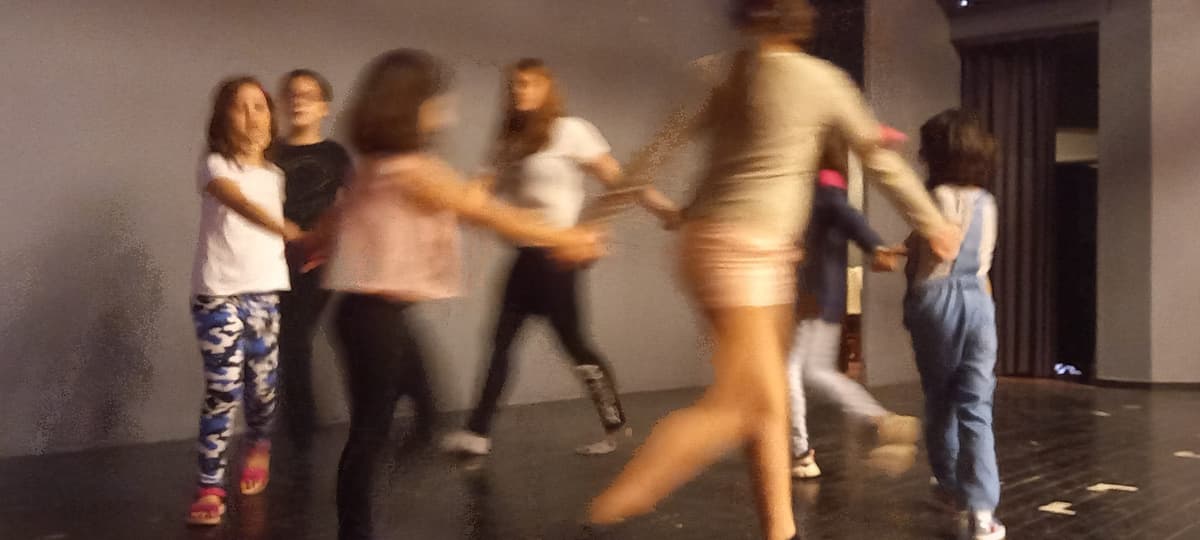 Kids acting